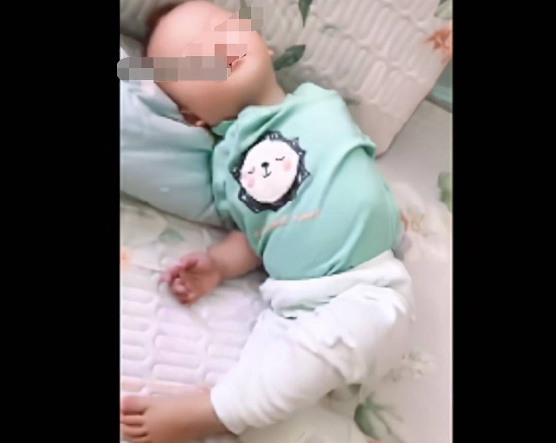 用被子怎么安慰自姿势 怎么用卫生巾玩哭自己