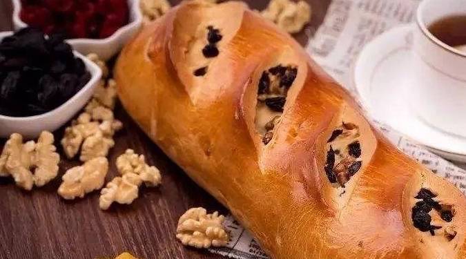 国产|4款“输在包装上”的国产零食,卖不上高价,但都是良心美味