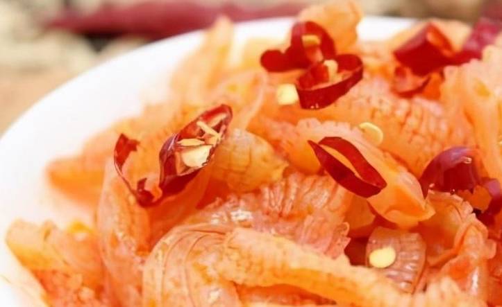 国产|4款“输在包装上”的国产零食，卖不上高价，但都是良心美味