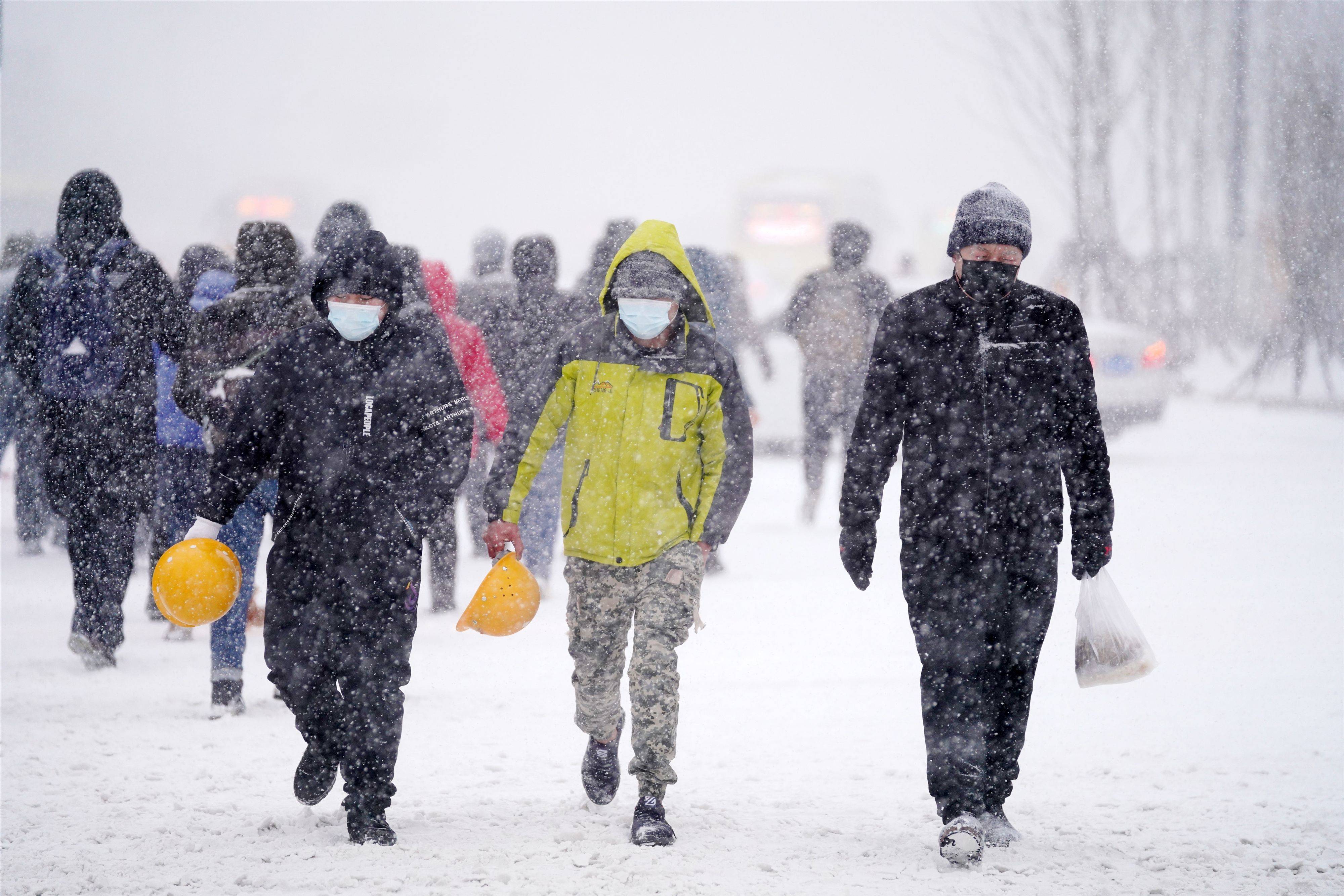 朝阳市气象部门发布暴雪预警_天气