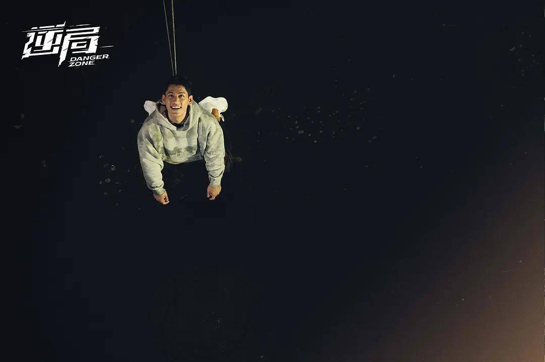 角色|冷静，冷峻但不冷酷，我太爱他了