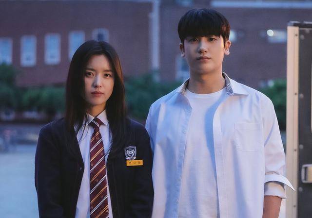 时间|豆瓣开分8.6,这部12集丧尸题材的韩剧,要火了?