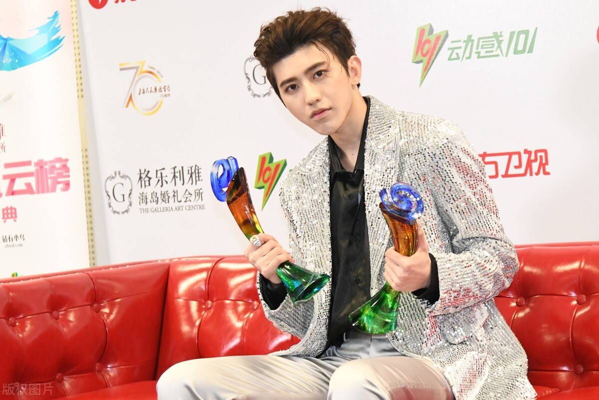 张天|娱乐爆料：赵丽颖、肖战、刘诗诗、王一博、杨紫、邓伦