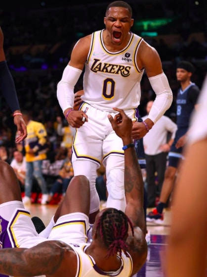 个人威少卖货遭网爆！引来一片骂声：盼他专注打球，这些对湖人没帮助