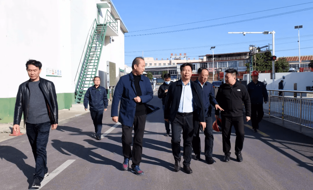 新蔡县委书记邵奉公到同安医院,砖店镇,黄楼镇开展调研