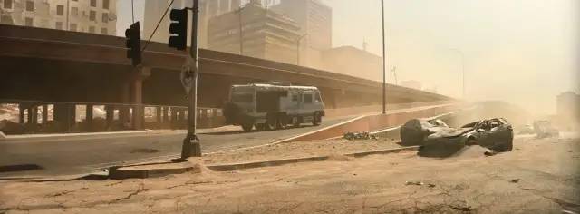 治愈|不愧是汤姆·汉克斯,撑起了人、狗、机器的末日旅程