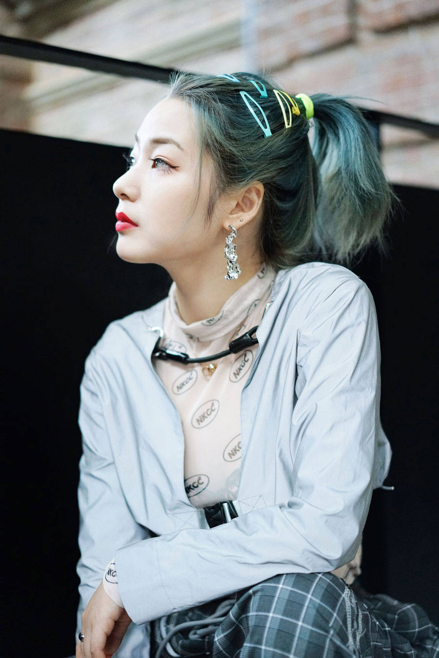 黑色 古力娜扎风格变了不少