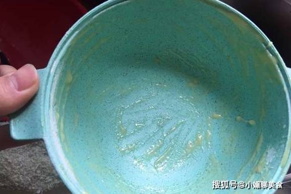 做法|自制脆皮蛋糕，筷子搅一搅，不用发酵，不用烤箱，5分钟就能吃