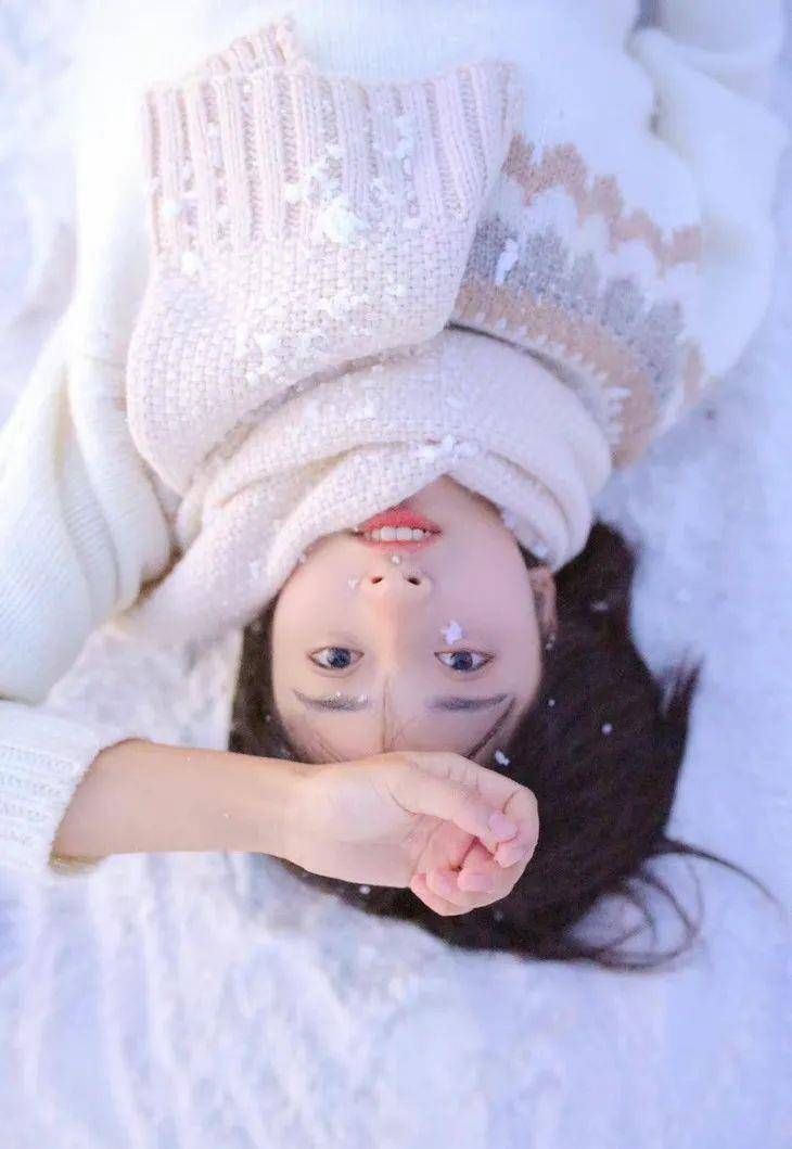 雪地FUNFUN而谈｜女明星初雪拍照秘籍，我全都有