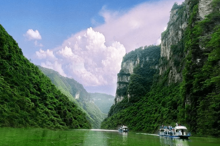 贵州一不知名的景区，风景却能媲美九寨沟，年客流量达500万人