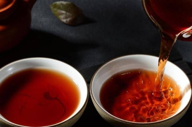 进行|体内湿气重,不妨每天喝杯“暖身水”,助你排出湿毒,身子暖起来