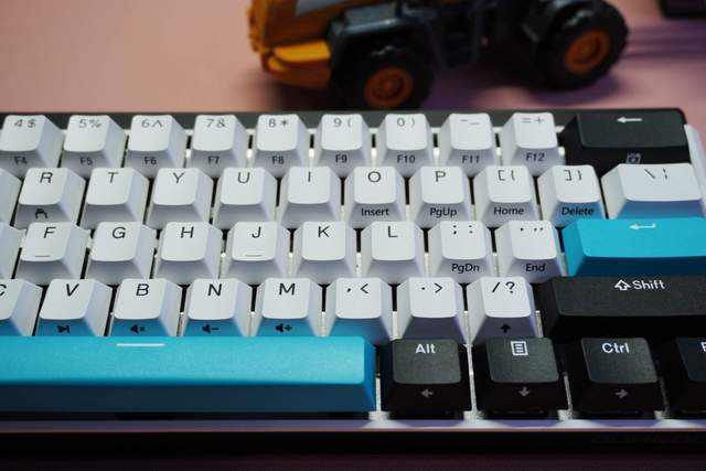 最小的有线键盘 a7af2a69eab4495e9f690429b30ad9f2.jpeg