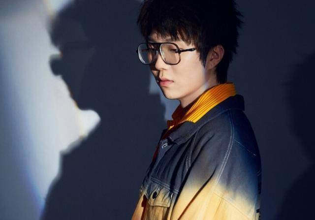 八杯酒|毛不易的三首歌曲，唱出了无数个平凡人的心声，哪首歌最触动你？