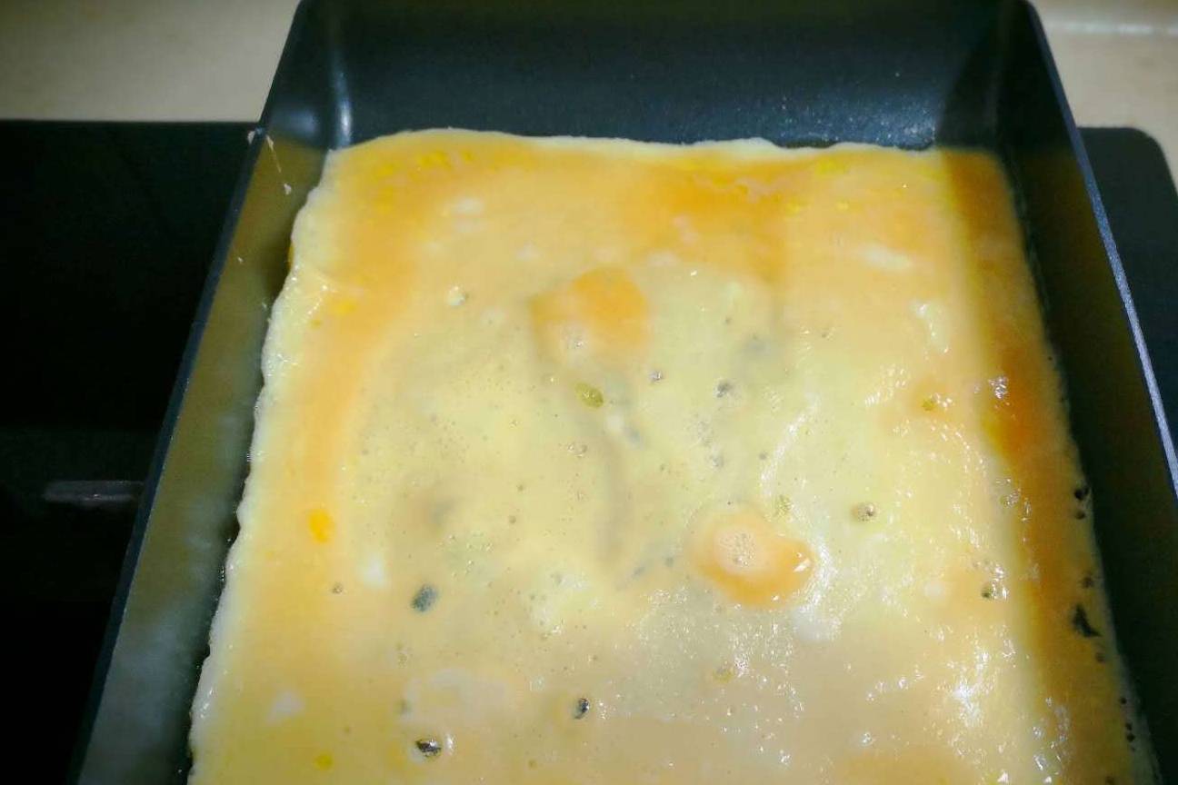 做法|这早餐一上桌，儿子一口气吃一盘还说没吃够，鲜香滑嫩，太好吃了