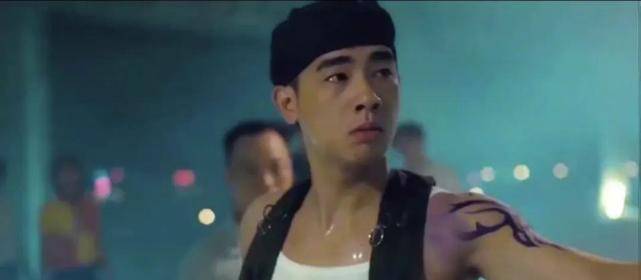 节目组|陈小春：54岁山鸡哥选秀翻红，为老婆披荆斩棘，他凭什么站C位？