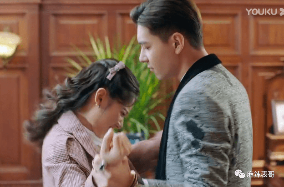 发型|《一见倾心》是怎么拍得又土又油腻的?