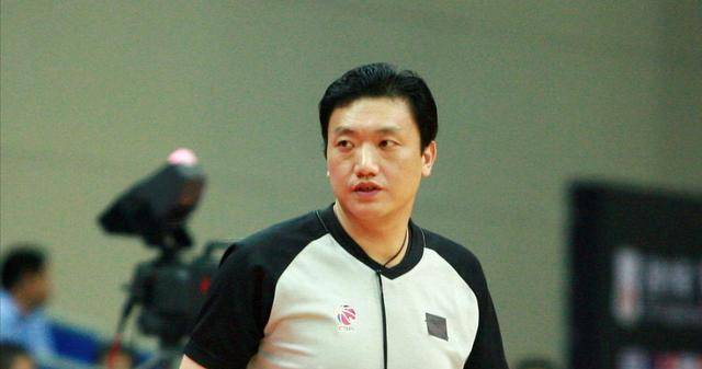 魏国梁和叶楠!成功的被撤销裁判资格