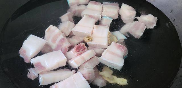 做法|五花肉吃得多了,还是这种家常做法好吃,简单下饭又营养