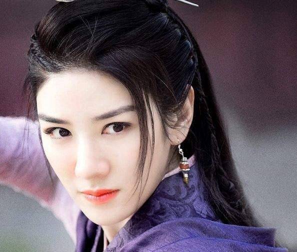 蒋勤勤|阵容强大，人设硬核？集齐“姨圈美人”的《当家主母》为何翻车？