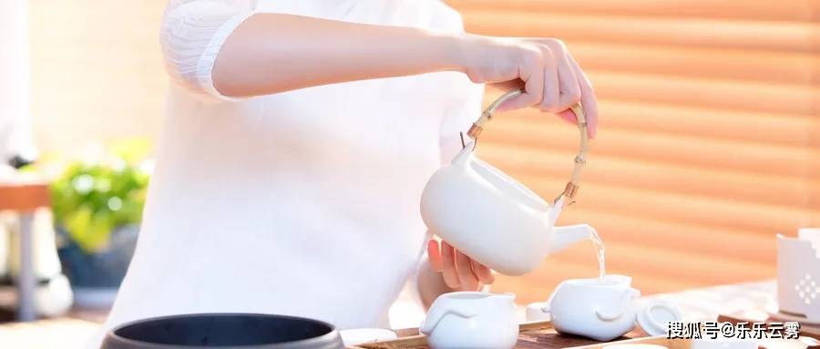 熟普|一天12个时辰，最适合喝茶的时间是……