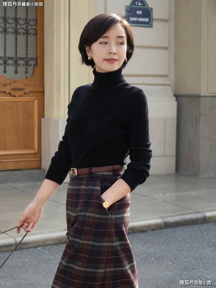 颜色 普通人怎样穿毛衣才显贵?时髦精的搭配分享来了,高级到骨子里