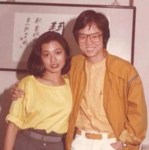生活|黄百鸣的真爱情史，放弃纸醉金迷的生活，陪妻子抗癌15年终获成功