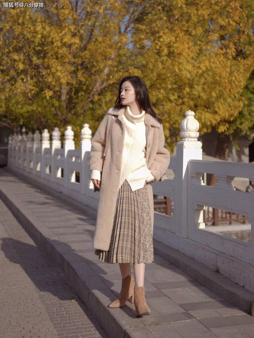 整体 冬天“毛衣”怎么穿更高级?这些保暖温柔的搭配,照搬也不会错