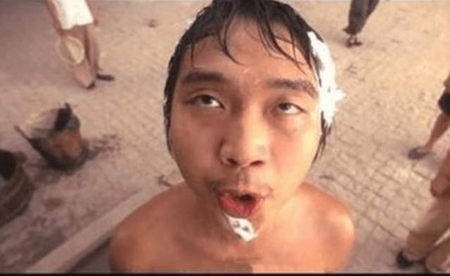 周星驰|就是这位年轻人,周星驰只给他45秒表演,他却凭一句台词火了17年