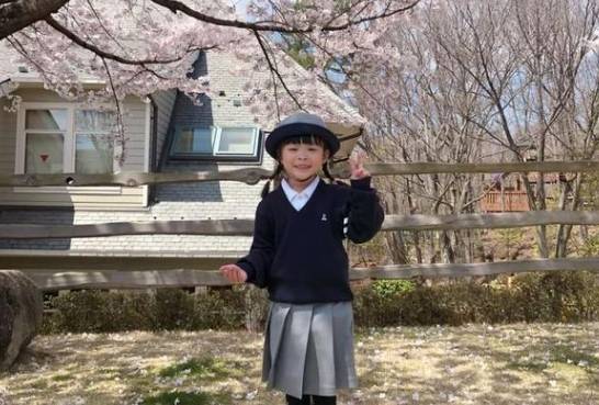 家长 幼儿园老师好心建议：请别让女孩穿裙子上学，四个理由很中肯