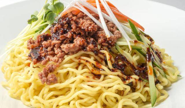 做法|想让孩子爱吃面条，做法很重要，选好做法，8分钟上桌，贼香