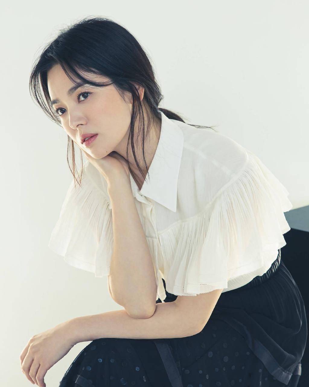 效果 宋慧乔新剧上演姐弟恋，轻熟风穿搭撩倒小奶狗，40岁阿姨快学起来
