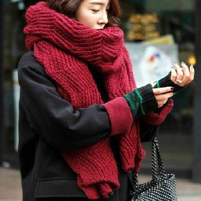 黑色 冬天大衣、羽绒服+围巾才是YYDS!随便凹出森系少女感，气质大提升