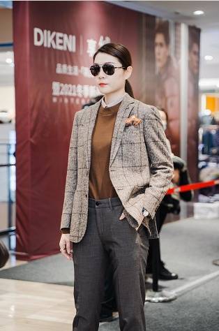 商务 DIKENI 2021冬季新品发布秀——隆重登场乌鲁木齐