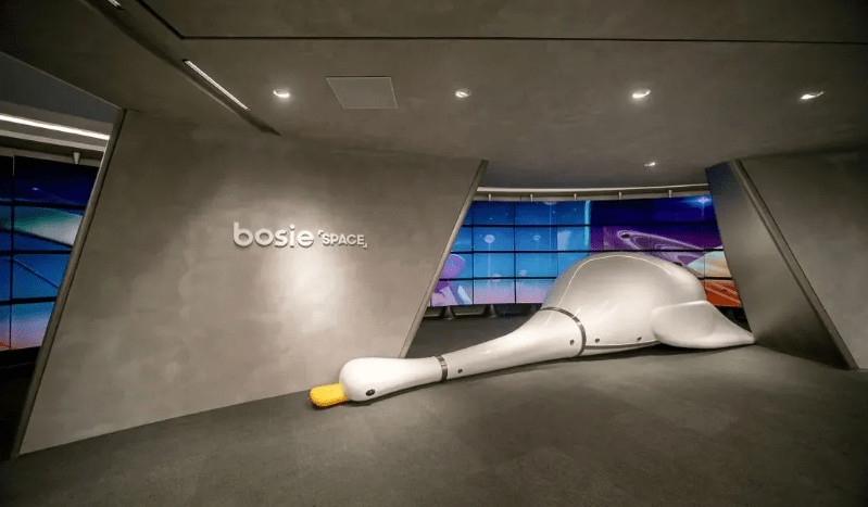 英雄 除了与英雄联名合作,双11国潮新品牌还做了什么?