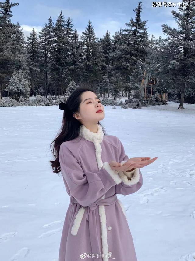 卫衣秋冬这样穿显白又气质！