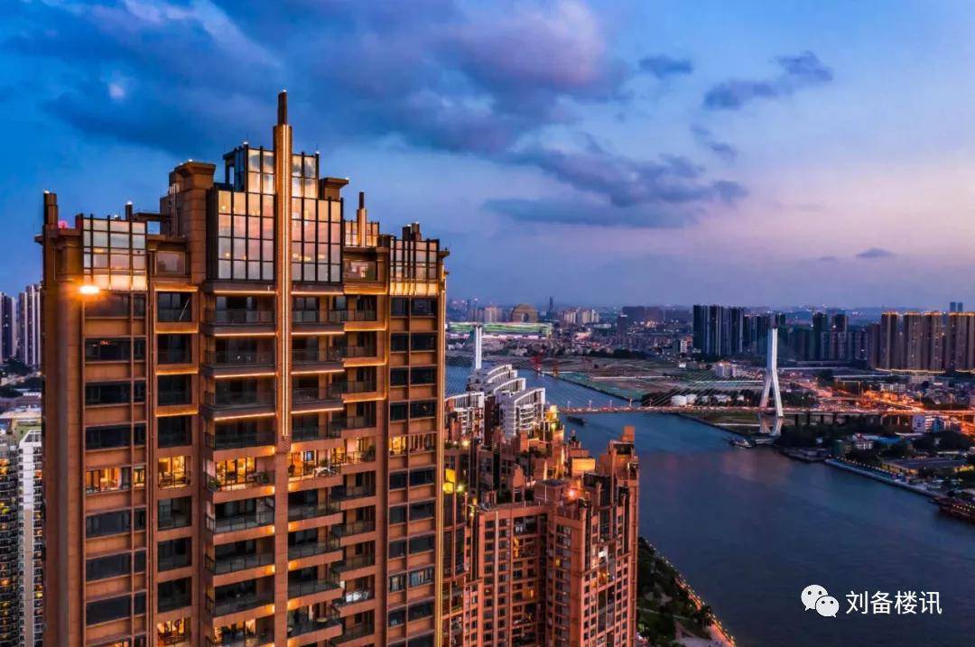 从上海世茂滨江花园,世茂佘山庄园,北京世茂西山龙胤,到广州的世茂