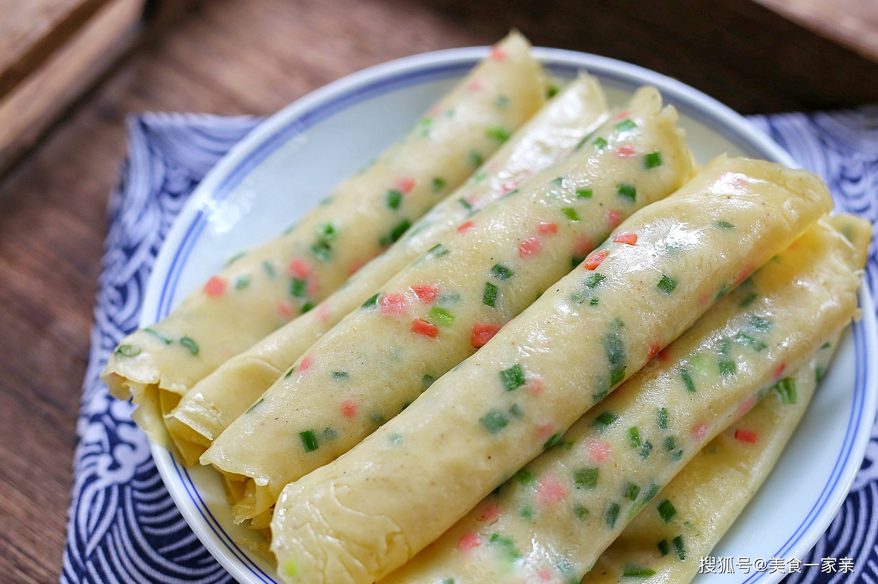 椒盐|一碗面粉一碗水，婆婆多年的烙饼秘诀，几分钟烙一盘，比包子还香