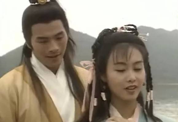 因为|“又帅又会放蛇”！8版欧阳克，其他人都在模仿，而他帅过了杨康