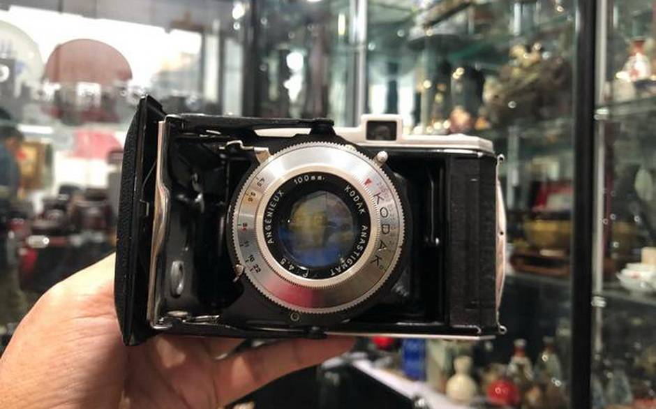 二手相机店见闻：日本好相机与骗子相机，有人套现有人甩卖摄像机