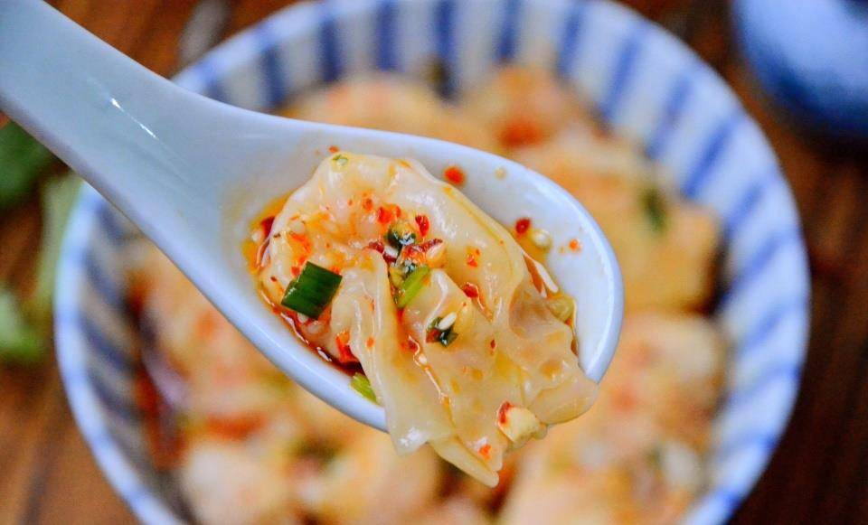 大蒜头|最近女儿点名要吃此早餐,鲜美多汁很开胃,五分钟煮一锅简单省事