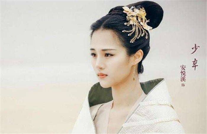 名字|安悦溪演过的4个非人类角色,灵虫小巴蛇不算啥,还有上古神兽!