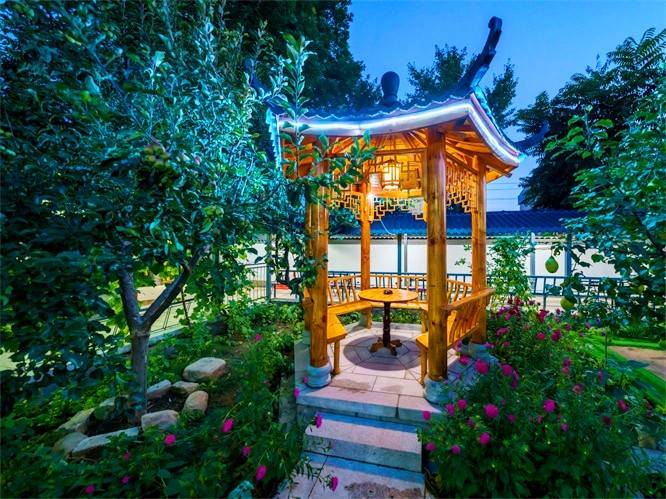 北京延庆龙庆峡阡陌小筑民宿暖宿采摘烟花吃鸡嗨爆元旦春节夜