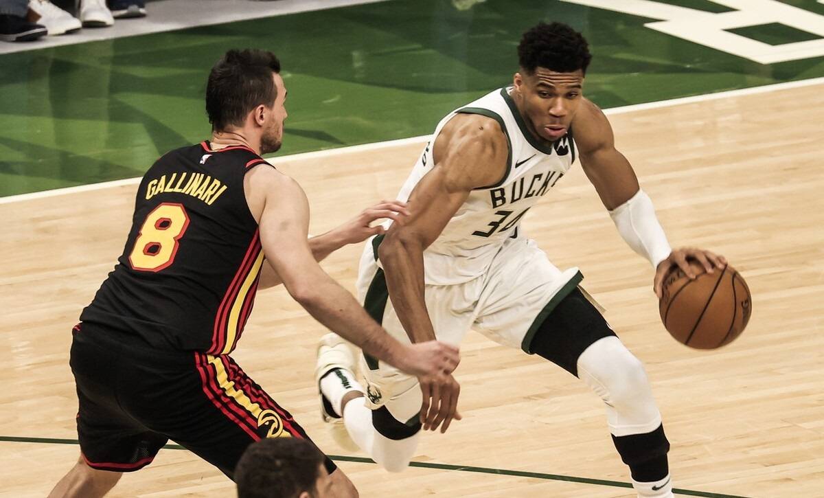 原创nba老鹰vs雄鹿特雷杨受伤使老鹰实力骤降雄鹿继续反客为主