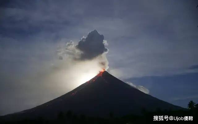 日本富士山噴火口或達252個恐將大噴發專家警告隨時都可能