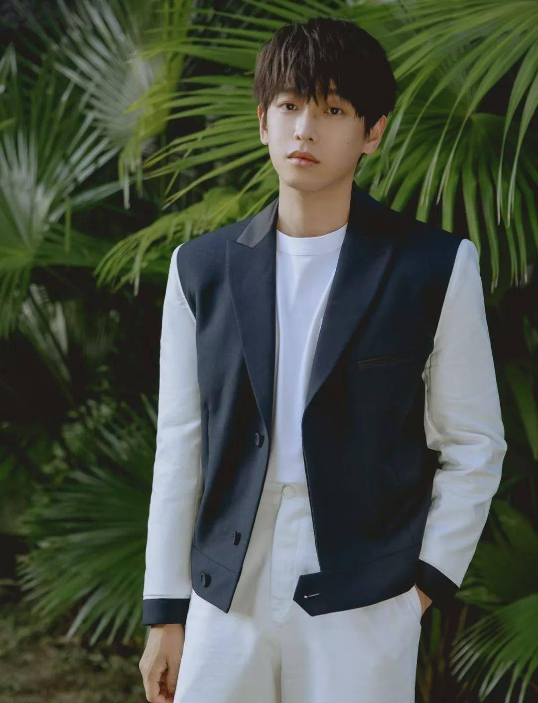 裙子 GQ盛典，顶流明星齐聚，却被嘲太土太胖？