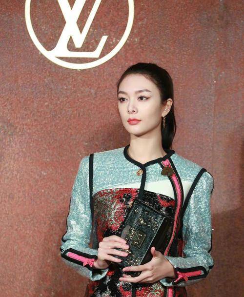 系列 LV红毯生图,众女星比穿“丑衣服”,靠脸完成的时尚度太有记忆点