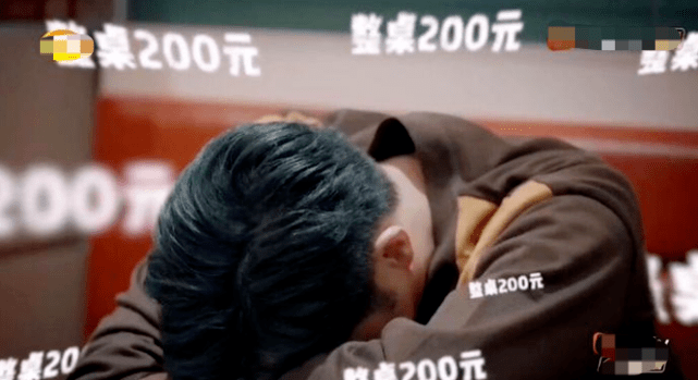 节目组|第一期就这么好笑，《大湾仔的夜》也太让人上头了吧？