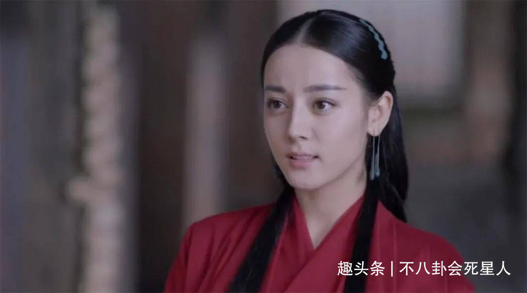 女神5位高颜值女神，一穿上古装就违和，远离古装是最正确的决定