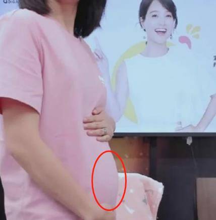 因为|39岁朱丹宣布生二胎后，工作人员随即跟进回应，终于儿女双全了