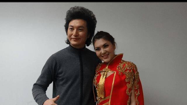 著名歌唱家乌兰图雅歌声唱得如痴如醉却留不住自己爱的人